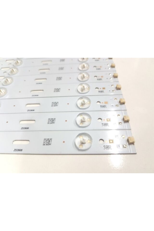 Arçelik A40-lb-5533 A40 Lb 6536 Led Bar Takımı 2013arc40 2013arc40 3228n1 Altus